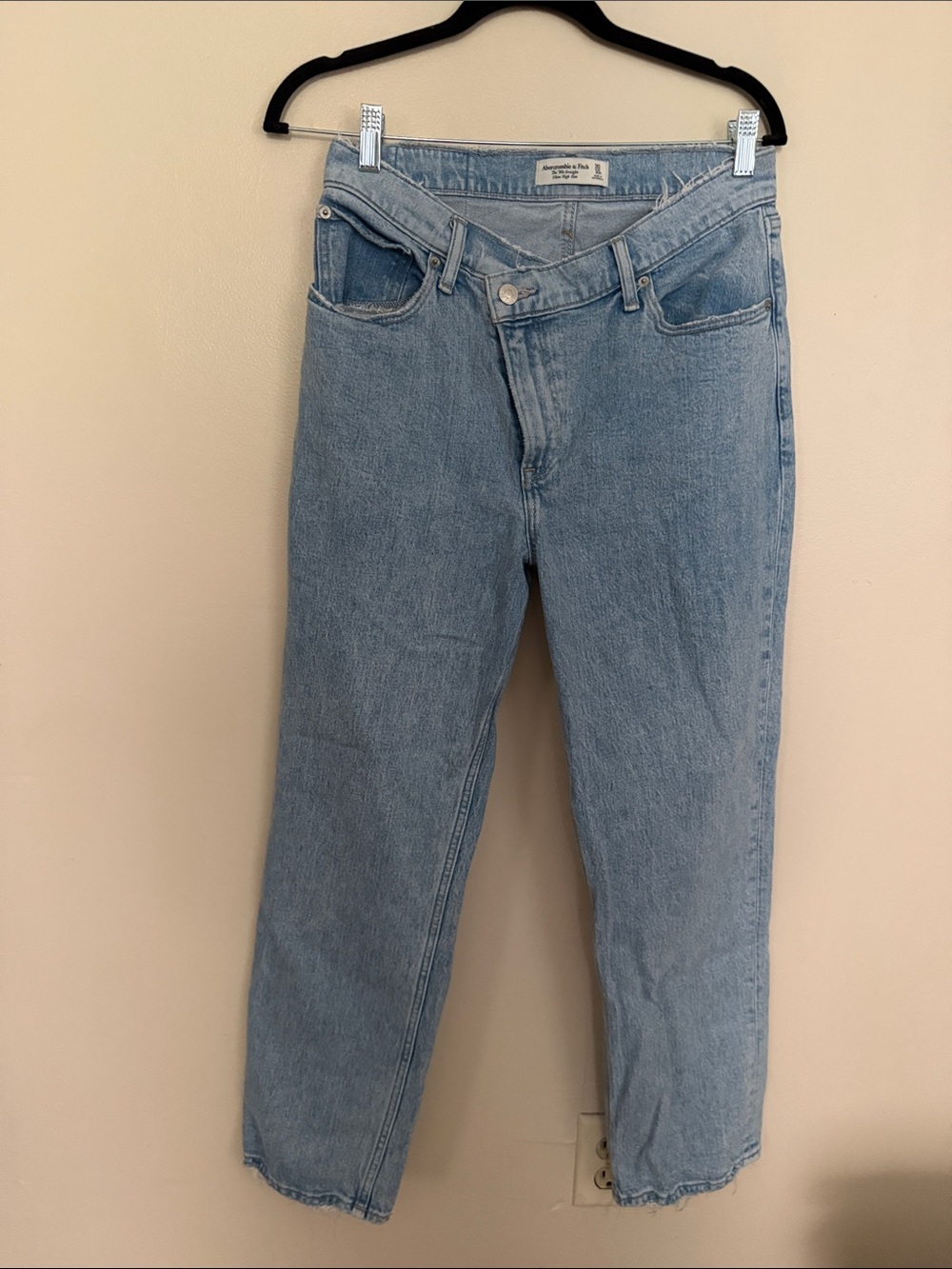 Abercrombie & Fitch 90’s Straight Leg Jeans